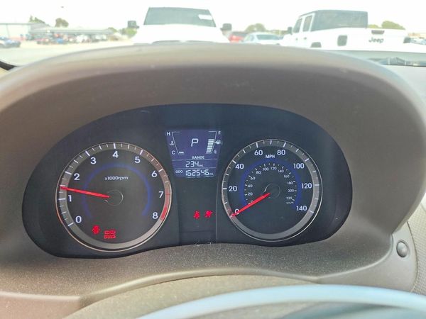 2014 HYUNDAI ACCENT 5DR GS / 4DR GLS