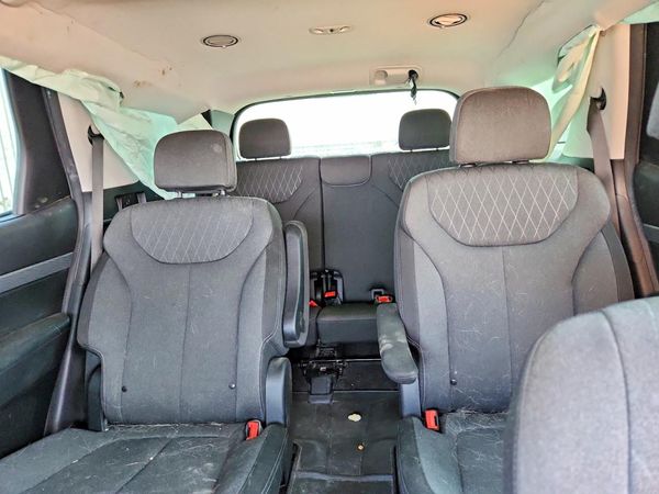 2021 HYUNDAI PALISADE SEL w/ Convenience Pkg