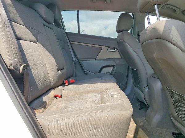 2013 KIA SPORTAGE LX