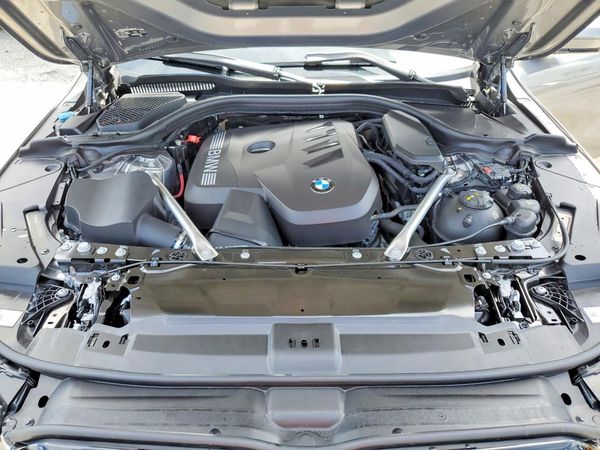 2025 BMW 530