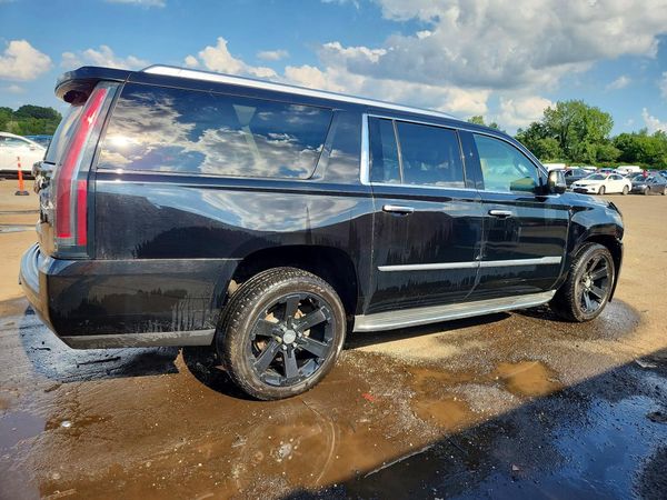2016 CADILLAC ESCALADE