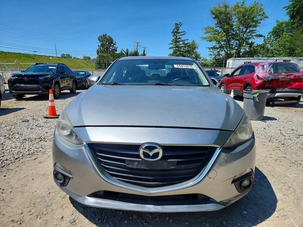 2016 MAZDA 3 SE