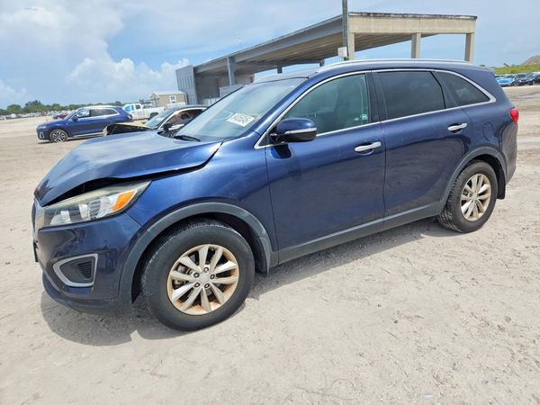 2017 KIA SORENTO L, LX