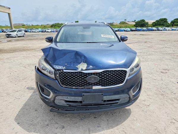 2017 KIA SORENTO L, LX