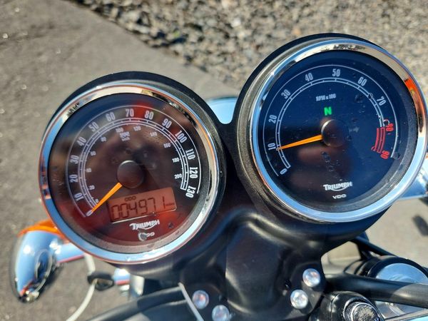 2014 TRIUMPH MOTORCYCLE BONNEVILLE