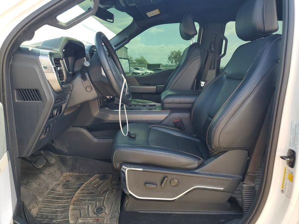 2024 FORD F150