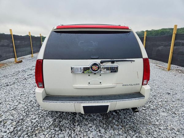 2014 CADILLAC ESCALADE Luxury