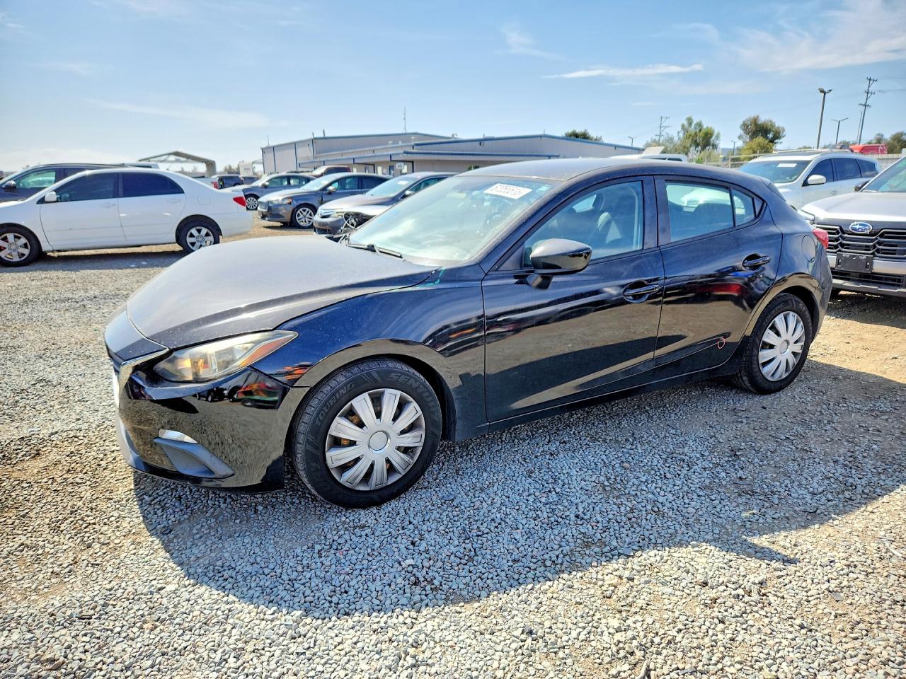 2016 MAZDA 3 SV/Base
