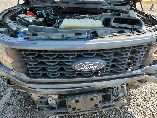 2024 FORD F150