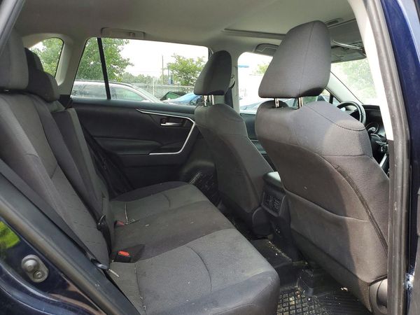 2019 TOYOTA RAV4 XLE AWD