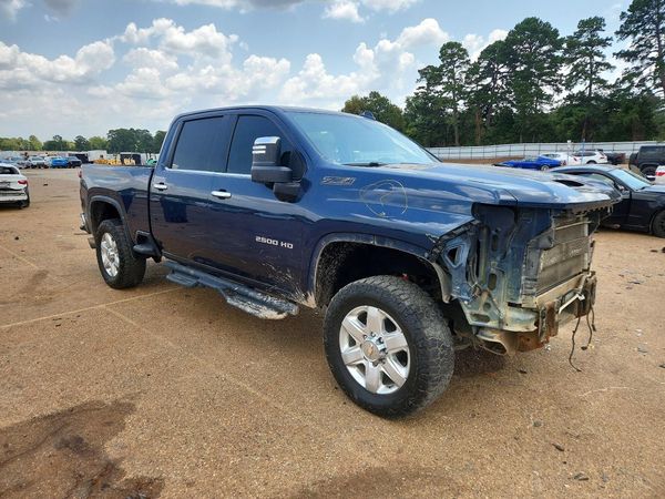 2020 CHEVROLET SILVERADO LTZ