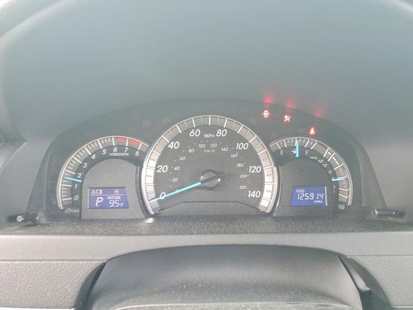 2012 TOYOTA CAMRY