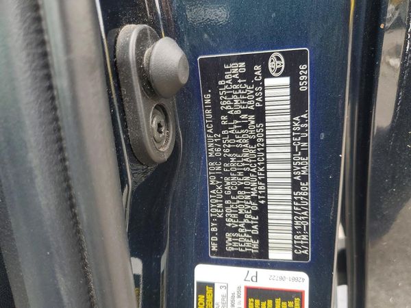 2012 TOYOTA CAMRY