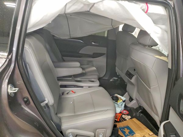 2019 TOYOTA HIGHLANDER Ltd/Ltd Platinum — PSRS