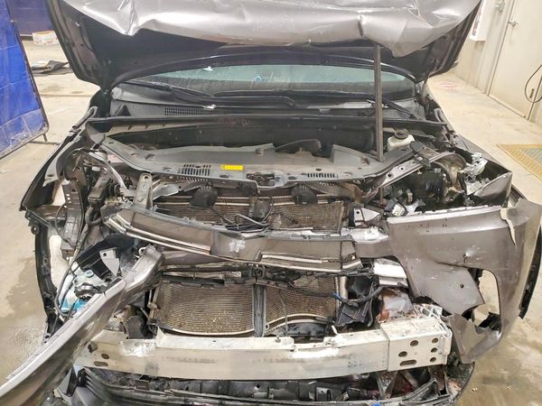 2019 TOYOTA HIGHLANDER Ltd/Ltd Platinum — Engine bay