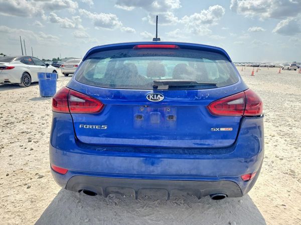 2017 KIA FORTE5 EX Premium, SX