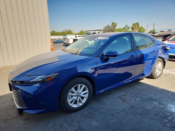 2025 TOYOTA CAMRY