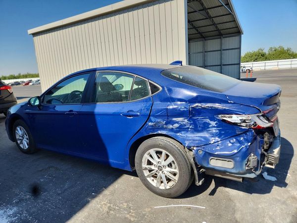 2025 TOYOTA CAMRY