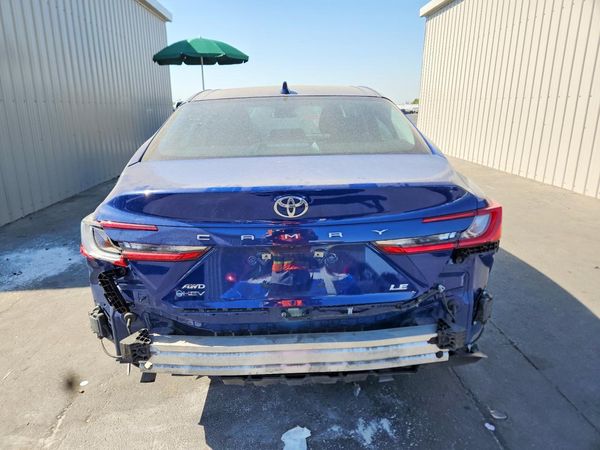 2025 TOYOTA CAMRY
