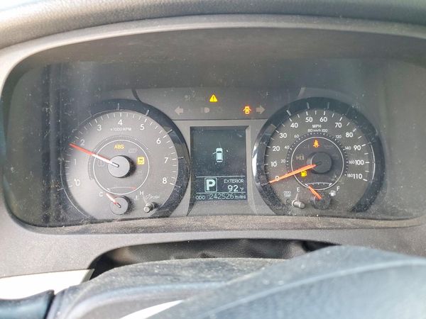 2015 TOYOTA SIENNA