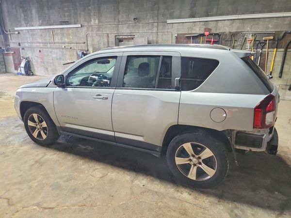 2016 JEEP COMPASS LATITUDE 4X4