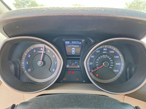2016 HYUNDAI ELANTRA — ODOM