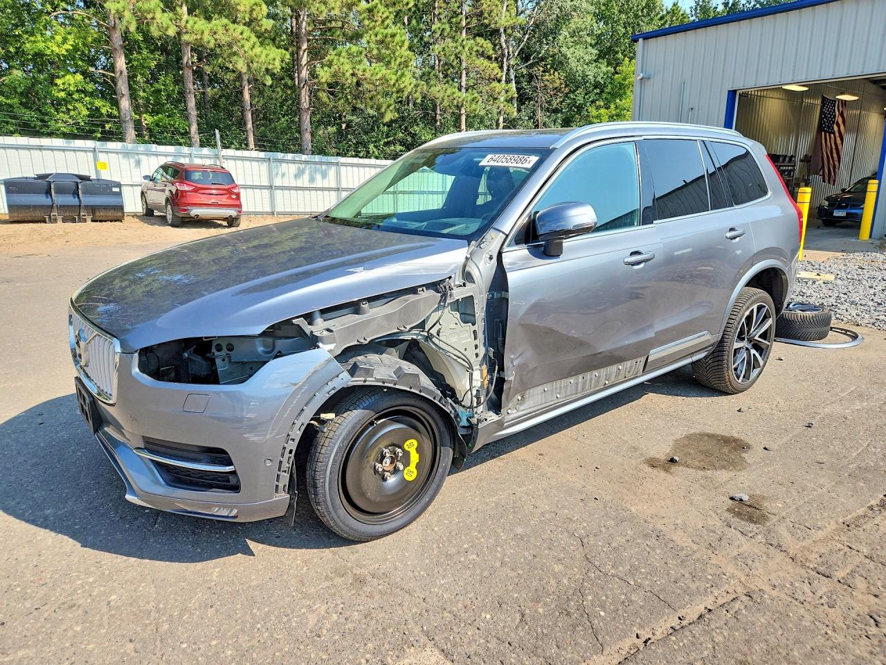 2019 VOLVO XC90