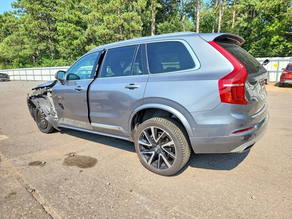 2019 VOLVO XC90