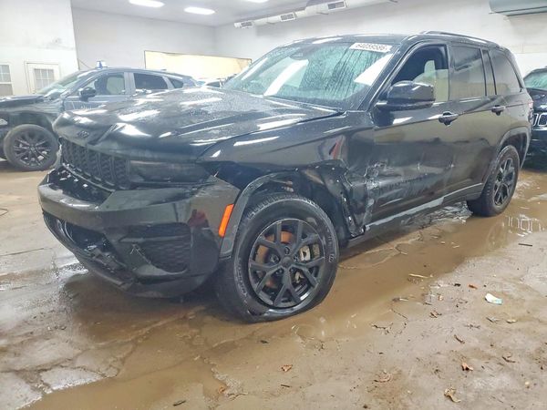 2025 JEEP GRAND CHEROKEE