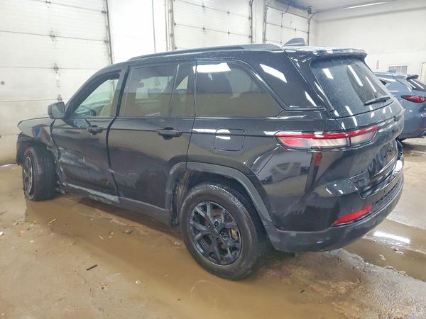 2025 JEEP GRAND CHEROKEE