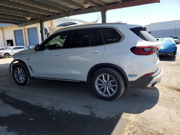 2022 BMW X5 xDrive45e