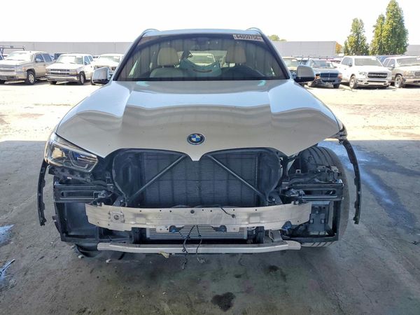 2022 BMW X5 xDrive45e