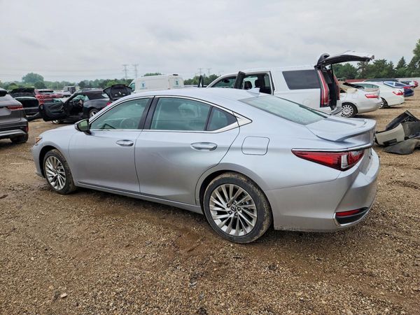 2023 LEXUS ES 300H