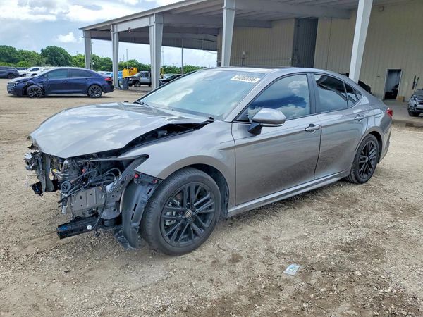 2026 TOYOTA CAMRY
