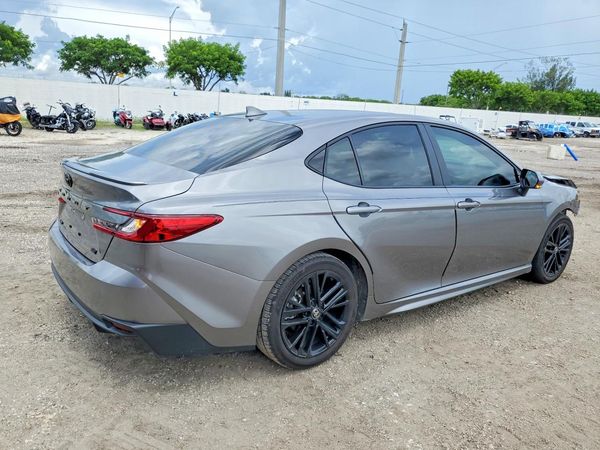 2026 TOYOTA CAMRY
