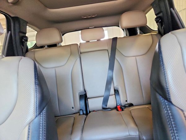 2023 HYUNDAI SANTA FE SEL Premium