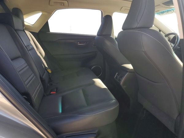 2016 LEXUS NX 200T 200t Luxury