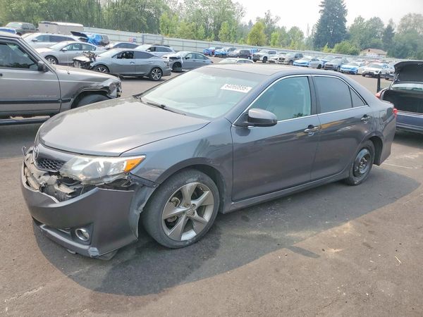 2012 TOYOTA CAMRY — Front 3/4
