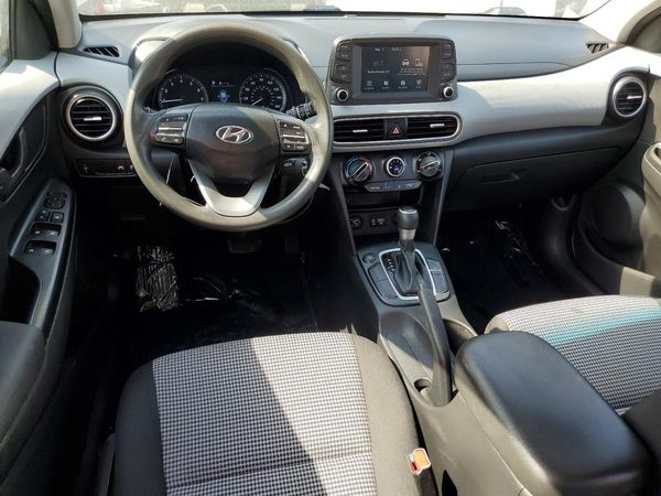 2021 HYUNDAI KONA SE