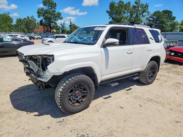 2018 TOYOTA 4RUNNER