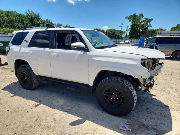 2018 TOYOTA 4RUNNER