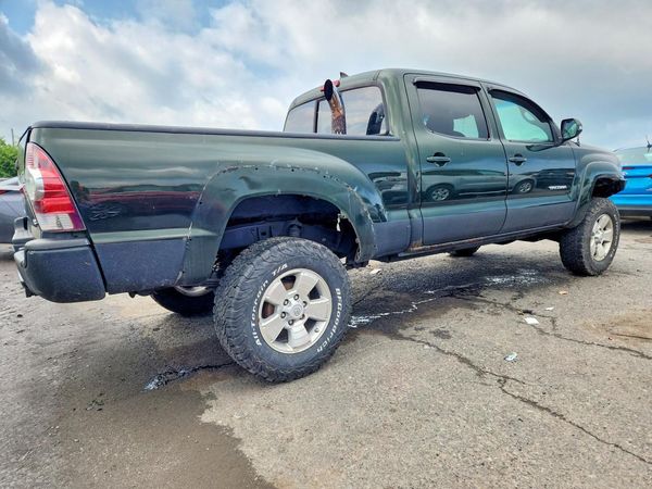 2012 TOYOTA TACOMA