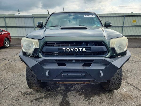2012 TOYOTA TACOMA