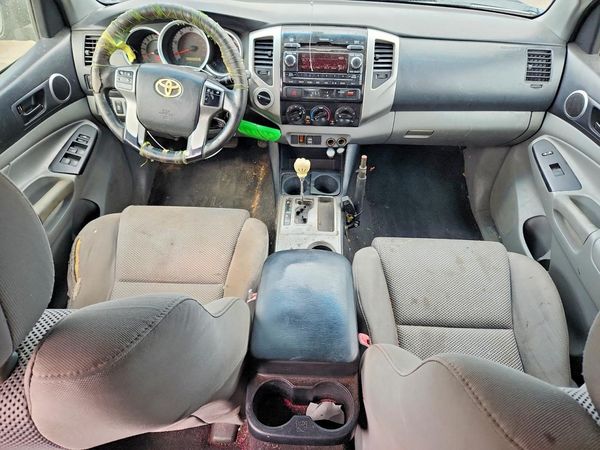 2012 TOYOTA TACOMA