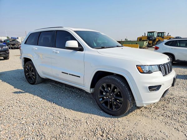 2020 JEEP GRAND CHEROKEE LAREDO 4X4