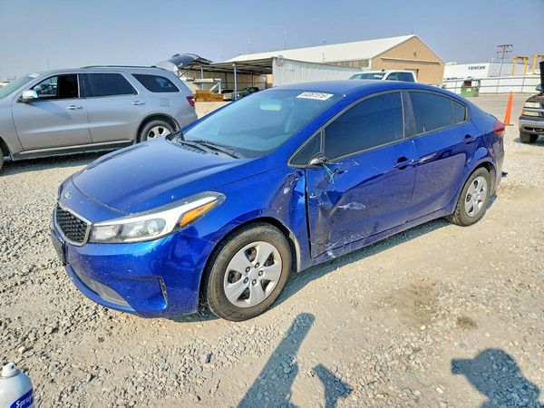 2017 KIA FORTE LX Base
