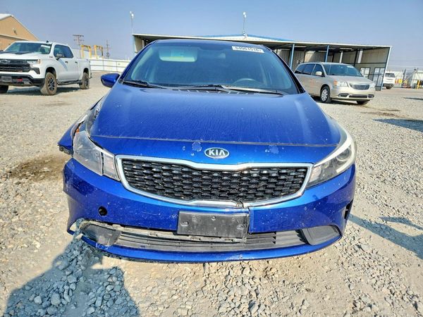 2017 KIA FORTE LX Base