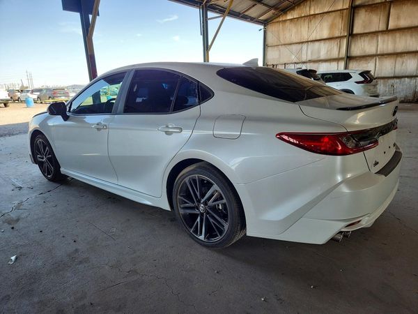 2025 TOYOTA CAMRY