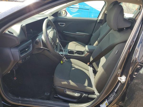2026 KIA K4 LX, LXS