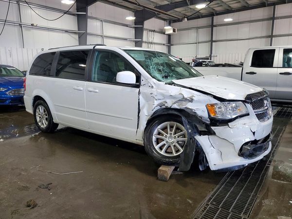 2016 DODGE GRAND CARAVAN SXT — Passenger 3/4